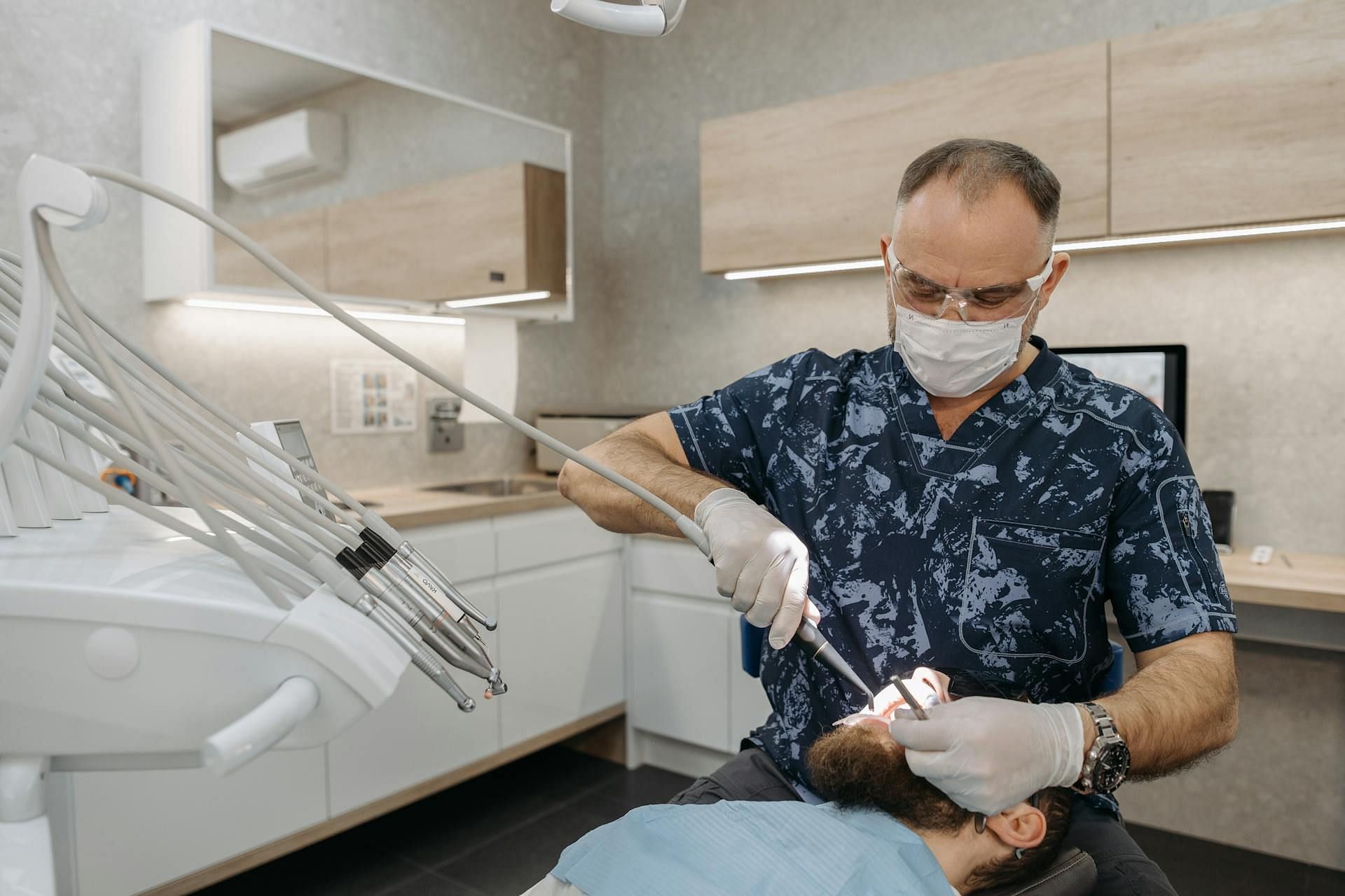 Gilberto Nunez had access to Midazolam in his dental office (Image via Pexels)
